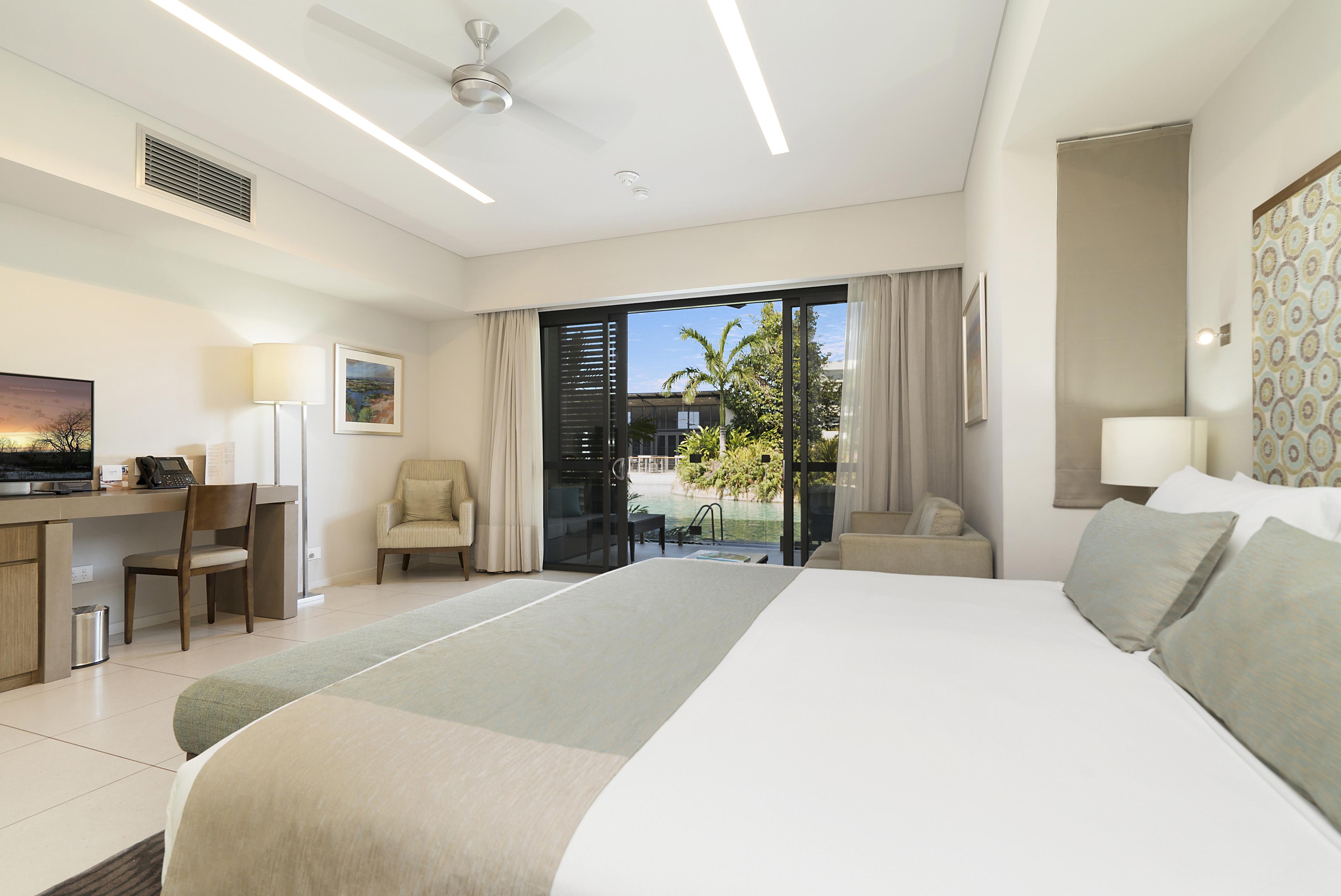 Mindil Beach Casino Resort Darwin Buitenkant foto A room at the hotel